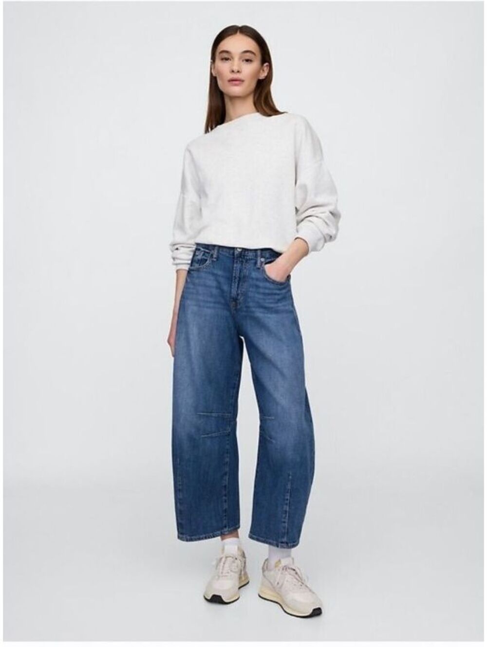 NWOT Mid Rise Horseshoe Crop Jeans dark wash 12/31 short